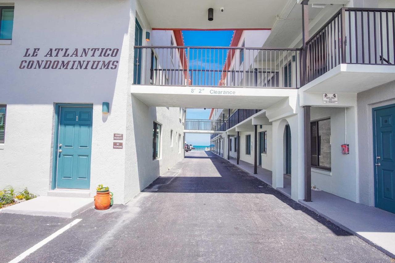Oceanfront Daytona With Views!
