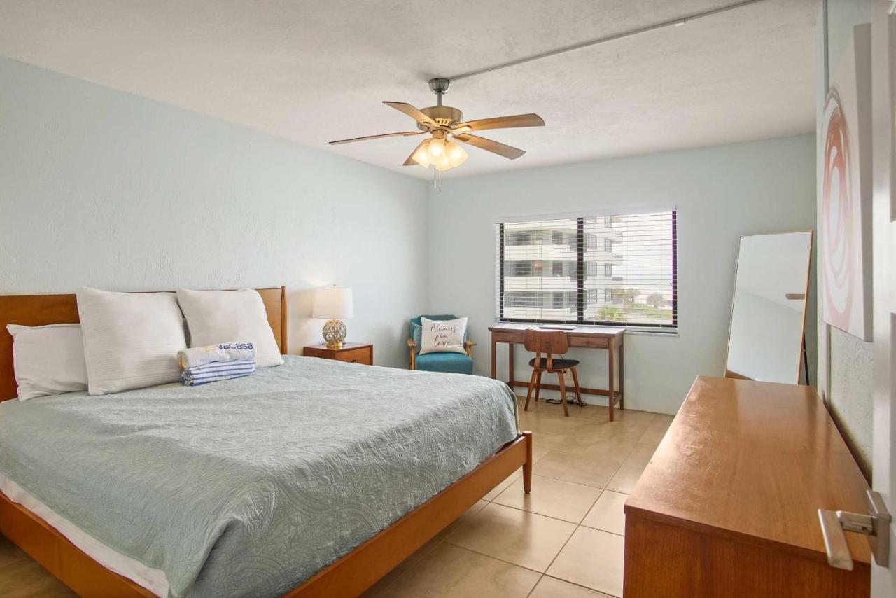 Oceanfront Daytona With Views!