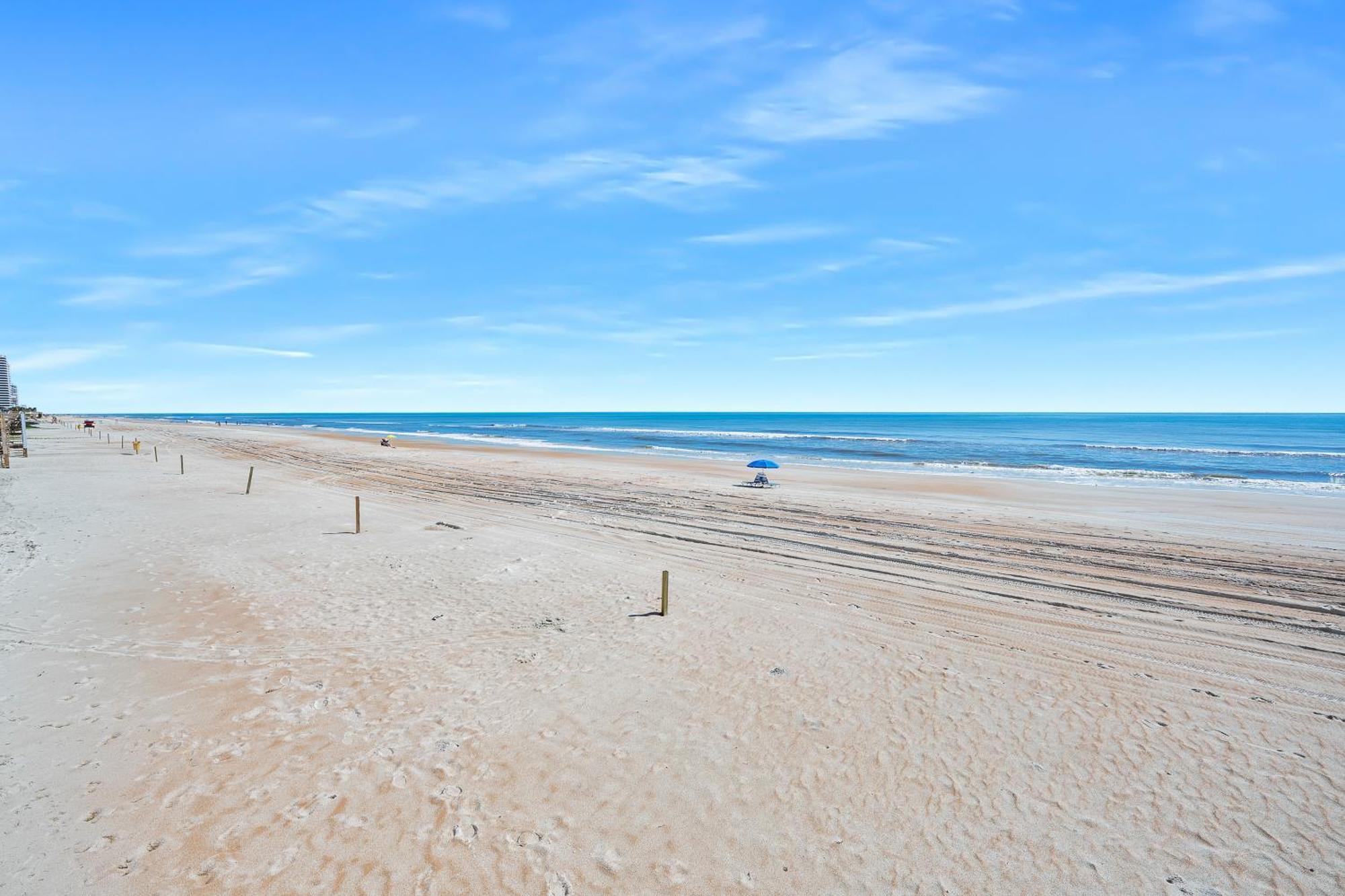 Oceanfront Daytona With Views! * Daytona Beach